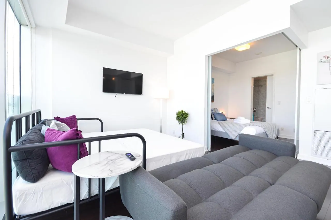 Downtown Toronto Condo Mins From Scotiabank Arena, Tiff, Cn Tower, Union, Mtcc 0*,  Canada