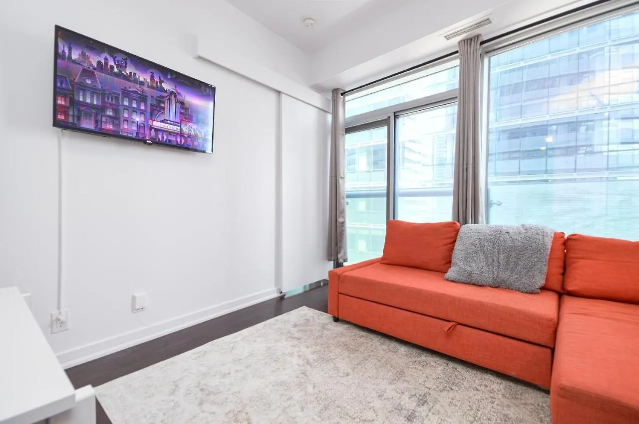 Apartment Downtown Toronto Condo Mins From Scotiabank Arena, Tiff, Cn Tower, Union, Mtcc