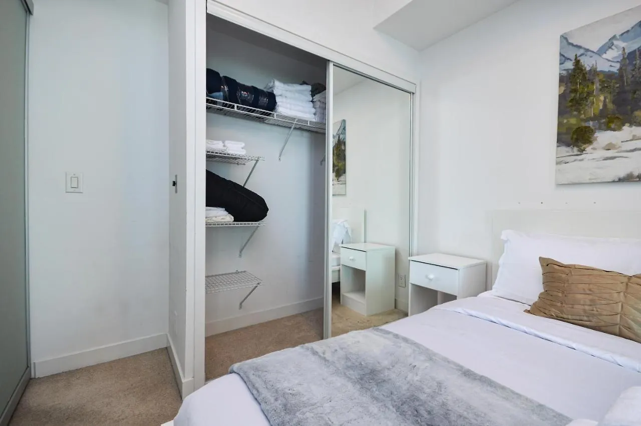 Apartment Downtown Toronto Condo Mins From Scotiabank Arena, Tiff, Cn Tower, Union, Mtcc Canada