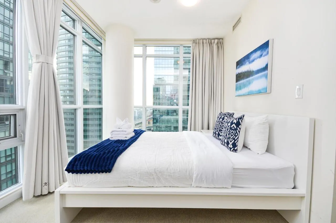 Downtown Toronto Condo Mins From Scotiabank Arena, Tiff, Cn Tower, Union, Mtcc Apartment