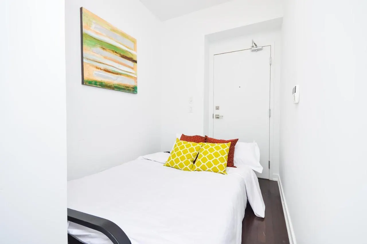 Downtown Toronto Condo Mins From Scotiabank Arena, Tiff, Cn Tower, Union, Mtcc 0*,  Canada